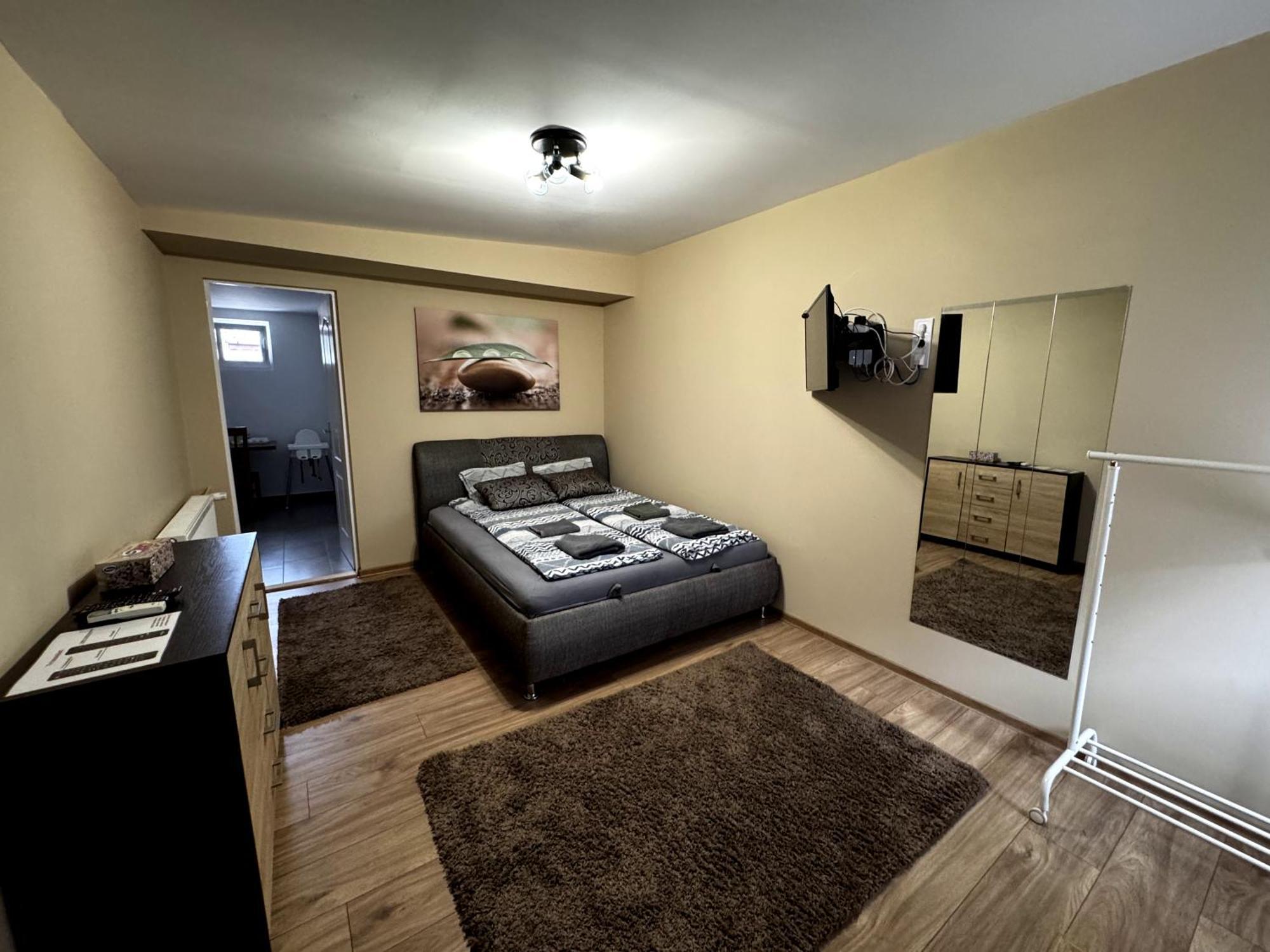 City Apartman Ньиредьхаза Экстерьер фото